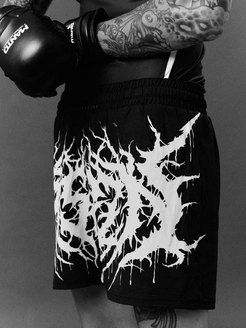 MANTO hybrid fightshorts treasure zone - BLACK